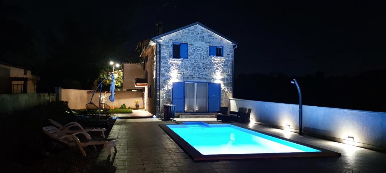 Villa Allegra Vizinada ภายนอก รูปภาพ